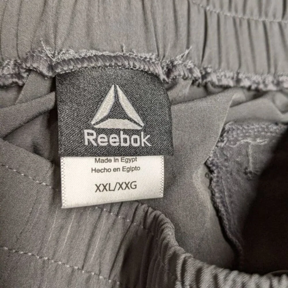 Reebok Athletic Shorts Women XXL Elastic Waist Zip Pocket Running Gray XX-Large